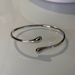 Sterling Silver teardrop bangle bracelet